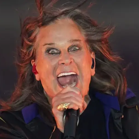 Πέθανε ο θρύλος της heavy metal Οζι Οζμπορν σε ηλικία 76 ετών Πέθανε ο θρύλος της heavy metal Οζι Οζμπορν σε ηλικία 76 ετών