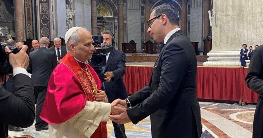 Ιδιωτική ακρόαση με τον Πάπα είχε ο ΥΠΕΞ-Στο επίκεντρο ο ρόλος της Κύπρου μεταξύ πολιτισμών και θρησκειών