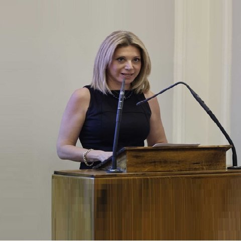 Μαρία Καρυστιανού: «Σήμερα πνίγομαι… Γνωρίζοντας ότι θα στερηθώ για ακόμα μια φορά εκείνο το ζεστό φιλί»