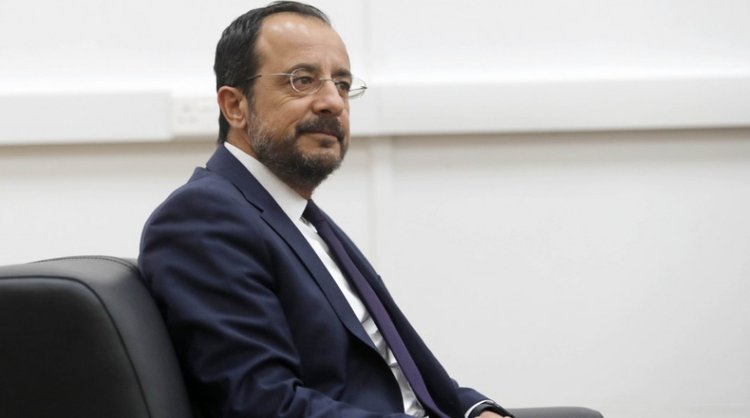 νικος χριστοδουλιδης 2