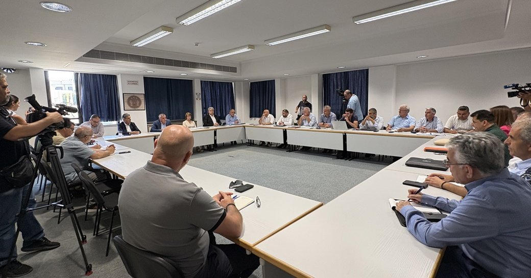 Πλήρη αποκατάσταση της ΑΤΑ ζητούν οι συνδικαλιστικές οργανώσεις-Προειδοποιούν με απεργιακά μέτρα Πλήρη αποκατάσταση της ΑΤΑ ζητούν οι συνδικαλιστικές οργανώσεις-Προειδοποιούν με απεργιακά μέτρα