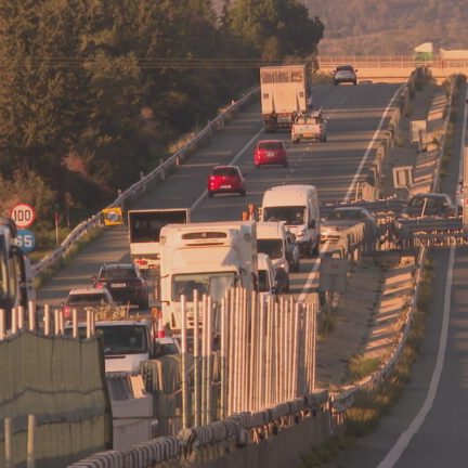 Δεν εντοπίζουν πρόβλημα με τη γέφυρα Καλαβασού τα Δημόσια Έργα-«Το ύψος ήταν 3,7 μέτρα και παραμένει»
