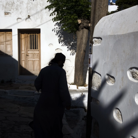 Συνελήφθη ιερέας στη Θεσσαλονίκη για τον ξυλοδαρμό της 17χρονης κόρης του