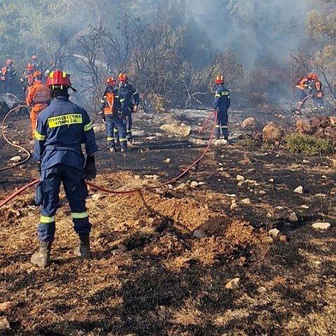 Στην περιοχή Δαδιάς η κυπριακή αποστολή για κατάσβεση των πυρκαγιών