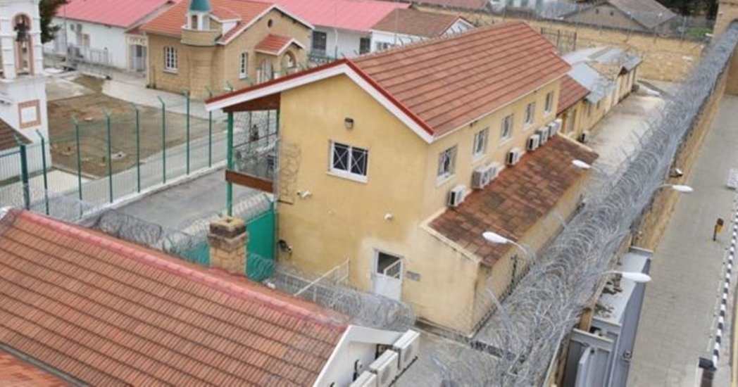 Στηρίζει τους τέσσερις δεσμοφύλακες που συνελήφθησαν η ΠΑΣΥΔΥ-«Να γίνει σεβαστό το τεκμήριο της αθωότητας»