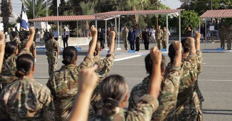 Μειωμένα δίδακτρα σε Πανεπιστήμια και ένταξη στην ΕΦ-Τα κινητήρα ΥΠΑΜ για την γυναικεία κατάταξη