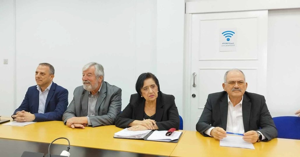 LIVE: Δήλωσε άγνοια και ο Δημητριάδης για τους ΤΑΚΑΤΑ-«Γνώριζε για την εγκύκλιο του 2017 ο ΓΔ του Υπουργείου Μεταφορών» LIVE: Δήλωσε άγνοια και ο Δημητριάδης για τους ΤΑΚΑΤΑ-«Γνώριζε για την εγκύκλιο του 2017 ο ΓΔ του Υπουργείου Μεταφορών»