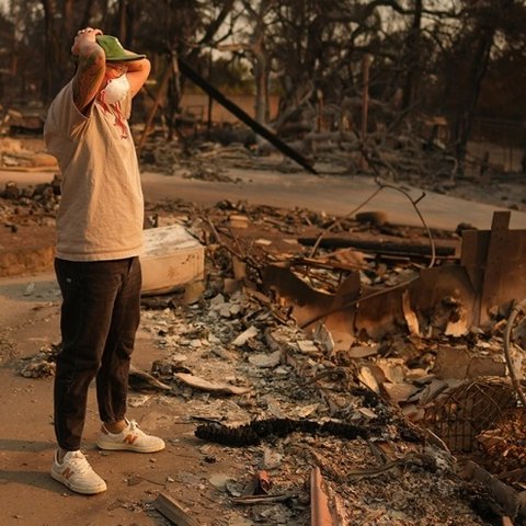 Στους 11 αυξήθηκαν οι νεκροί από τις πυρκαγιές στο Λος Άντζελες-Δραματική η κατάσταση με ελλείψεις νερού