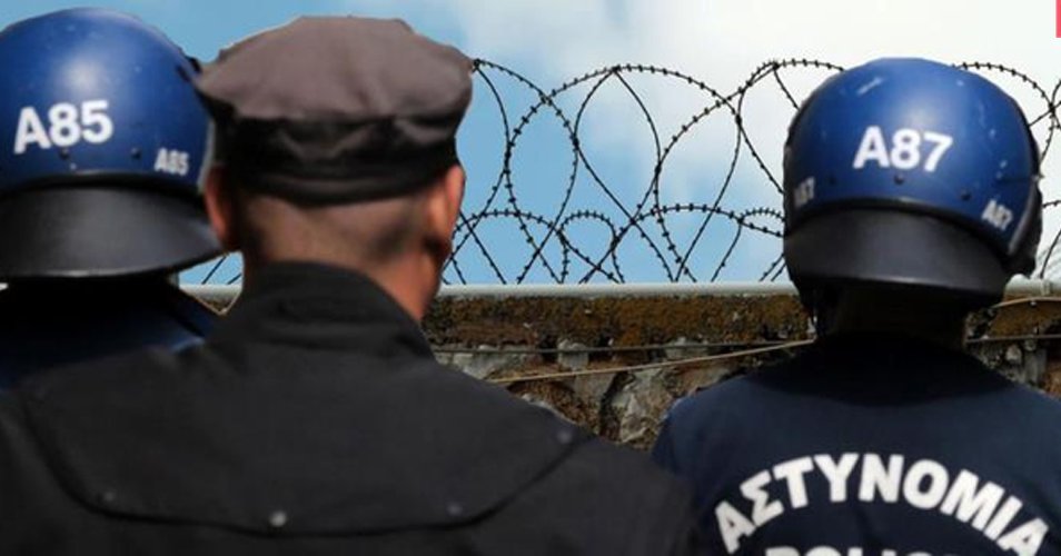 Πρόταση για μετακίνηση Συμβασιούχων Αστυνομικών στο Υφυπουργείο Μετανάστευσης-Αναλύουν το πλάνο στη Βουλή Πρόταση για μετακίνηση Συμβασιούχων Αστυνομικών στο Υφυπουργείο Μετανάστευσης-Αναλύουν το πλάνο στη Βουλή