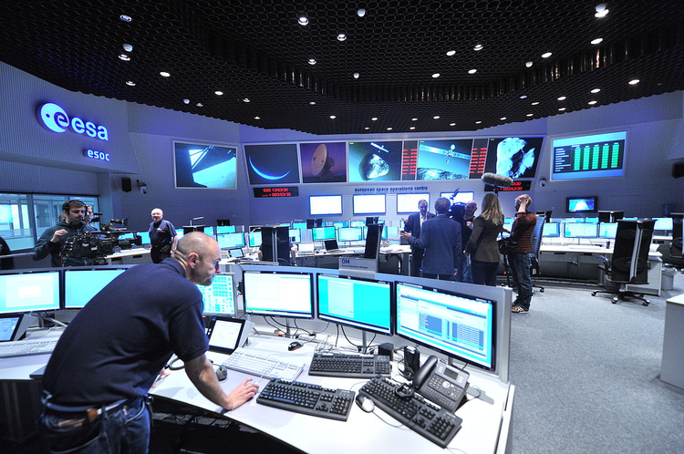 ce49900d-83ce-4afa-aa1e-1e92d8b15b8e.jpg