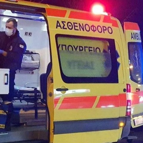 Στο νοσοκομείο δύο πρόσωπα μετά από σύγκρουση μοτοσικλέτας και δύο οχημάτων στη Λάρνακα