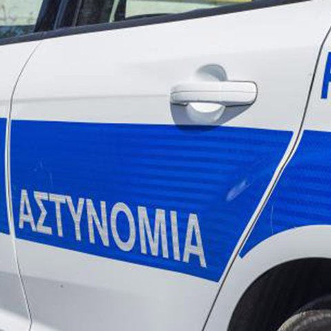 Χειροπέδες σε 63χρονο για τους πυροβολισμούς εναντίον οχήματος στο Ζακάκι