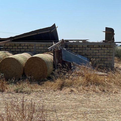 Σε 19 χιλιάδες οι ζημιές από τον ανεμοστρόβιλο στα Κελιά-Έπεσαν φωτοβολταϊκά από οικίες