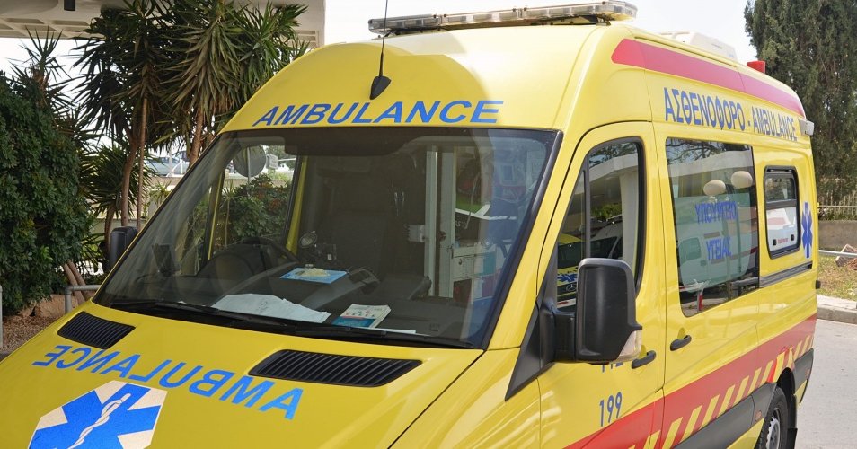 Σε σοβαρή κατάσταση 54χρονη μετά από τροχαίο-Έχασε τον έλεγχο του οχήματός της και έπεσε σε γκρεμό Σε σοβαρή κατάσταση 54χρονη μετά από τροχαίο-Έχασε τον έλεγχο του οχήματός της και έπεσε σε γκρεμό