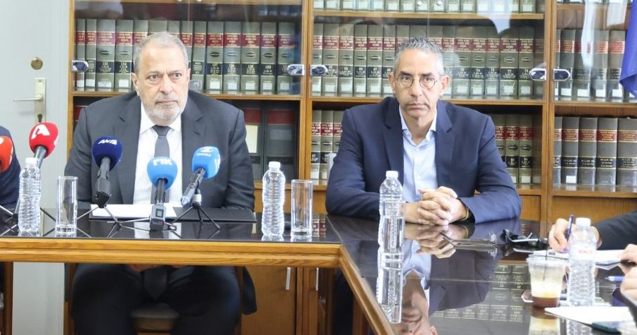 Τοποθέτηση Σαββίδη για κατάθεση νομοσχεδίων διαχωρισμού εξουσιών-«Ο ρόλος μου περιορίζεται στην νομική πτυχή»