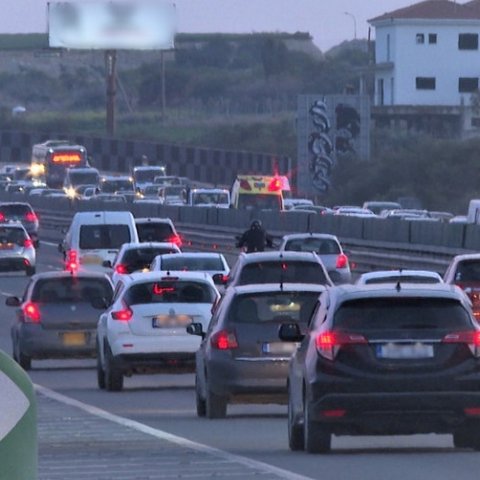 Πυκνή τροχαία κίνηση στον αυτοκινητόδρομο Λευκωσίας-Λεμεσού λόγω τροχαίου