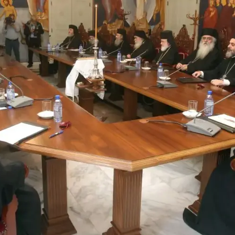 Τον Ιούνιο η επόμενη Ιερά Σύνοδος-Περιμένει την υπογραφή λιβέλου πίστεως από Τυχικό ο Αρχιεπίσκοπος