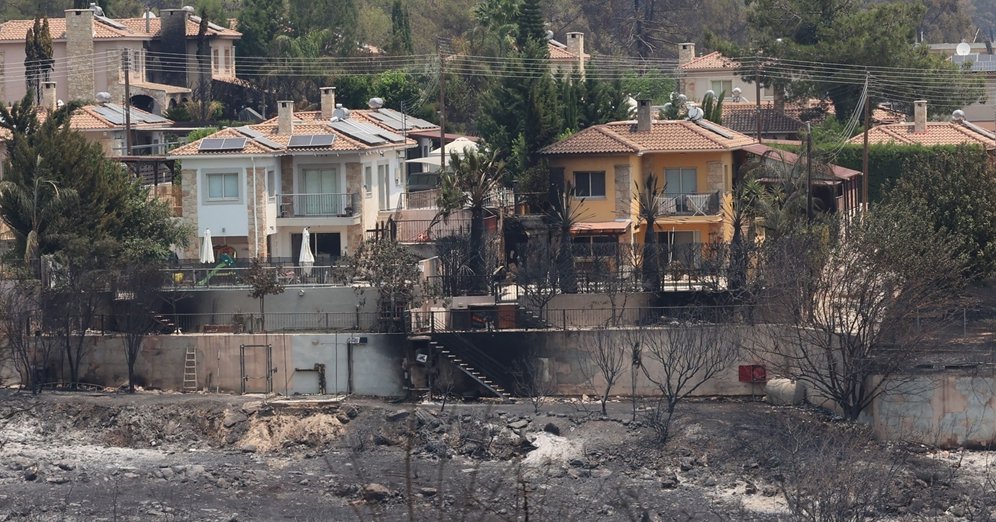 «Οδυνηρή η καταστροφή σε σπίτια, περιουσίες και καλλιέργειες»-Σε επαφή με κατοίκους η Επίτροπος Περιβάλλοντος