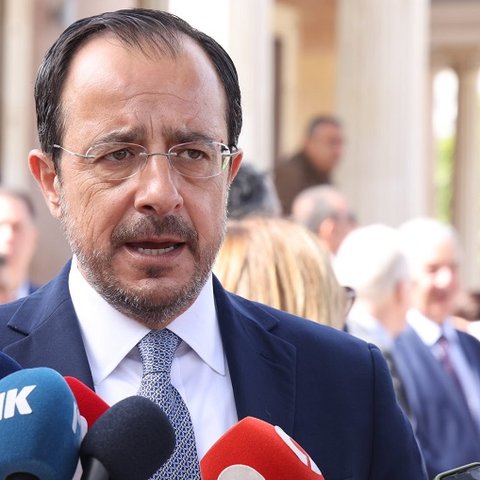Για επικοινωνιακά τεχνάσματα κατηγορεί τον Πρόεδρο το ΑΚΕΛ Λάρνακας