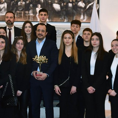 Με μαθητές από τη Θεσσαλονίκη συναντήθηκε ο Πρόεδρος