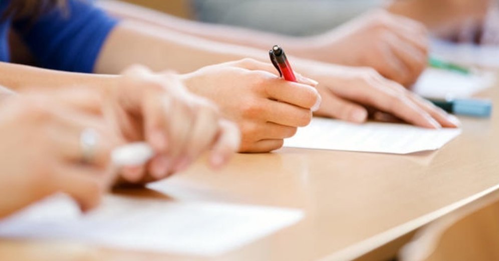 Στη δημοσιότητα τα δοκίμια των Αγγλικών για τις Παγκύπριες Εξετάσεις Στη δημοσιότητα τα δοκίμια των Αγγλικών για τις Παγκύπριες Εξετάσεις