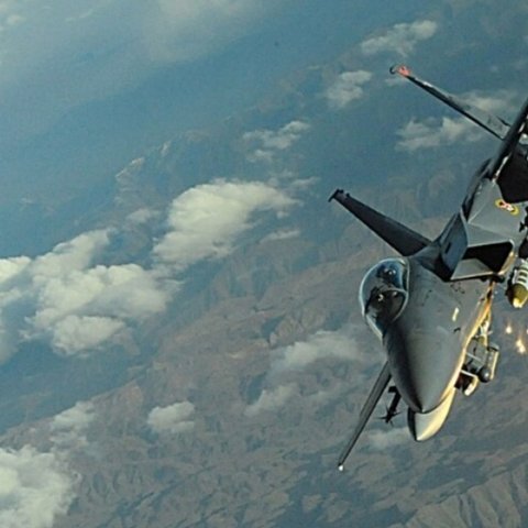 Αμερικανικό χτύπημα με F-15 σε εγκαταστάσεις του Ιράν στην ανατολική Συρία