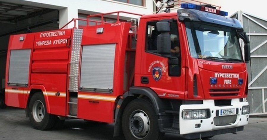 Πυρκαγιά από ηλεκτρικό πρόβλημα σε στεγνωτήριο σε ξενοδοχείο στη Λευκωσία Πυρκαγιά από ηλεκτρικό πρόβλημα σε στεγνωτήριο σε ξενοδοχείο στη Λευκωσία