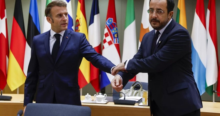 Στήριξη στις προσπάθειες Γκουτέρες για το Κυπριακό εξέφρασε ο Μακρόν-Το ευχαριστώ του ΠτΔ Στήριξη στις προσπάθειες Γκουτέρες για το Κυπριακό εξέφρασε ο Μακρόν-Το ευχαριστώ του ΠτΔ