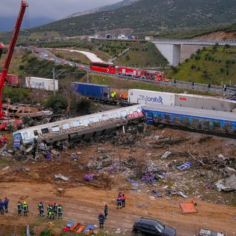 Προανακριτική για Τριαντόπουλο και τυχόν ποινικές ευθύνες του για τα Τέμπη ζητά το ΠΑΣΟΚ