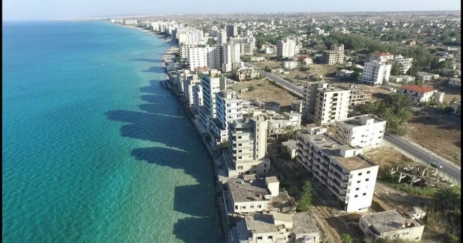 Φωτογραφίες από το κινητό της Γερμανίδας σφετερίστριας ενώπιον του Δικαστηρίου-Τι απεικόνιζαν