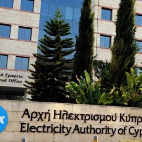 Με εκκλήσεις για ολοκληρωμένη ενεργειακή πολιτική, η Βουλή ενέκρινε τον προϋπολογισμό ΑΗΚ