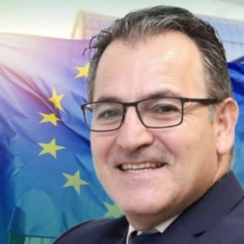 Υποψήφιος για την προεδρία της ΕΔΕΚ και ο Ηλίας Μυριάνθους