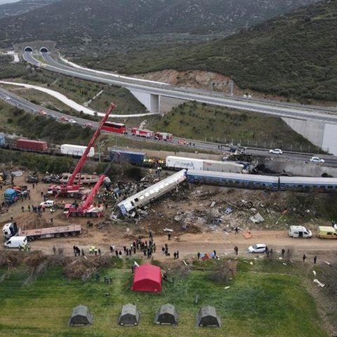 Τα εγκληματικά λάθη που οδήγησαν στο δυστύχημα των Τεμπών, το μπάζωμα και η πυρόσφαιρα