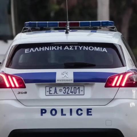 Συνελήφθη ανήλικη για παράνομη μεταφορά αλλοδαπών στην Ελλάδα