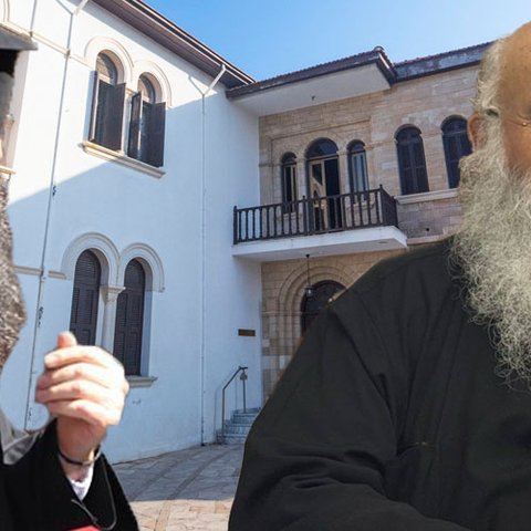 Καρότο και μαστίγιο Γεώργιου σε Τυχικό-Αντιφατικές ενέργειες για μνημόσυνο και διαμονή στην Αρχιεπισκοπή