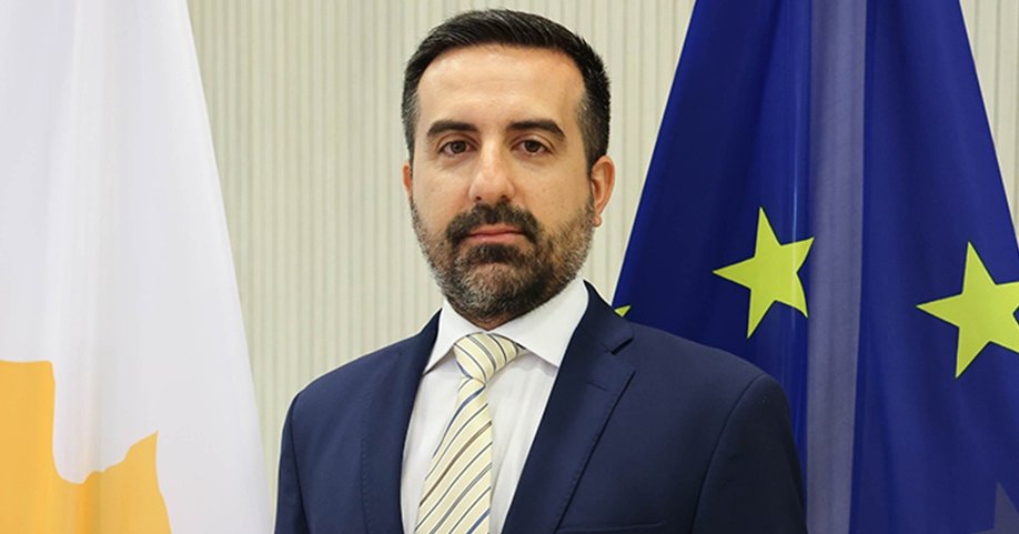 Για χρέος στους νεκρούς και καθήκον απέναντι στις επερχόμενες γενιές μίλησε ο Ιωάννίδης