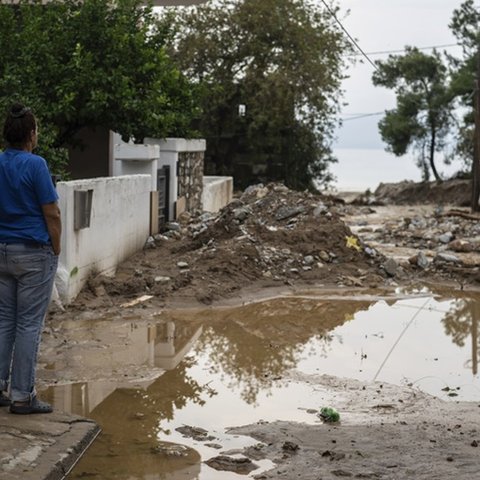 Κάτω από τις λάσπες ξανά Θεσσαλία και Εύβοια- Αντιμέτωποι με τις καταστροφές οι κάτοικοι