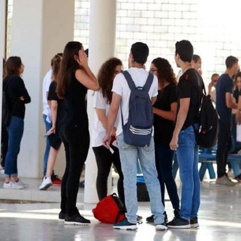 Τον προγραμματισμό της νέας σχολικής χρονιάς ανέλυσε στη Βουλή το Υπουργείο Παιδείας