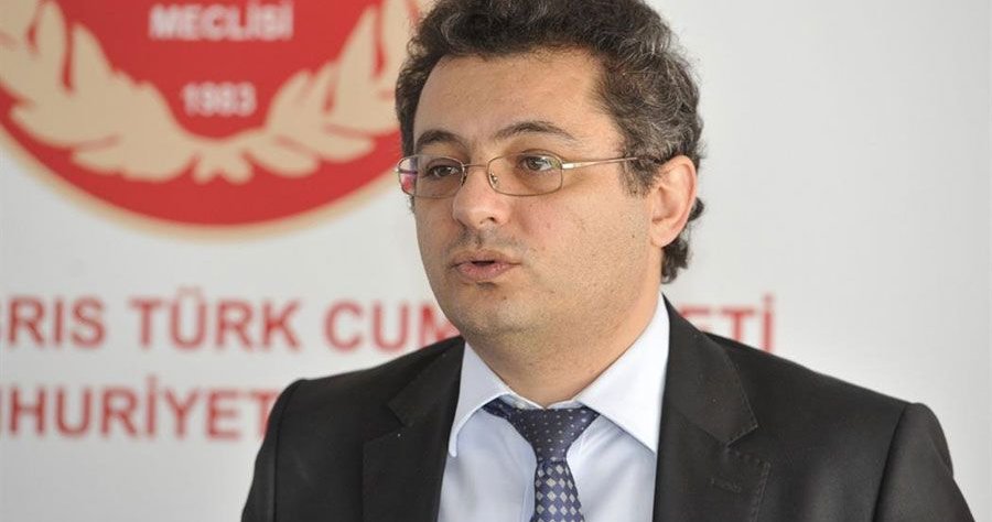 Δημοσκόπηση δείχνει νίκη Ερχιουρμάν στις «προεδρικές» Δημοσκόπηση δείχνει νίκη Ερχιουρμάν στις «προεδρικές»