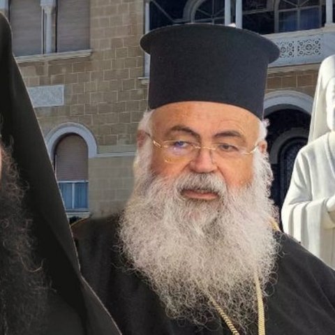 Καλεί σε επανεξέταση του αιτήματός για το μνημόσυνο της μητέρας του ο Τυχικός-«Δεν είμαι καθαιρεμένος, ούτε σε αργία»