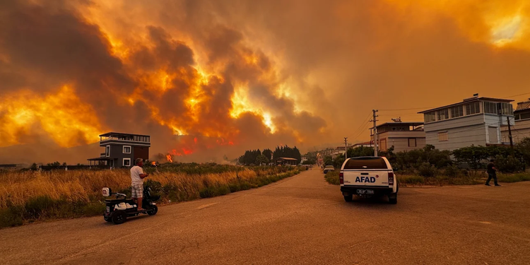 izmir_firee.jpeg