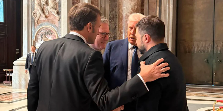 macron-starmer-trump-zelenskyy-vatican.jpg