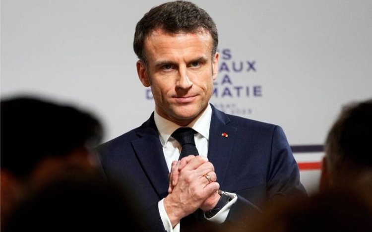 2023-03-16T104325Z_1666763651_RC2YUZ9GYPMG_RTRMADP_3_FRANCE-POLITICS_1-768x480