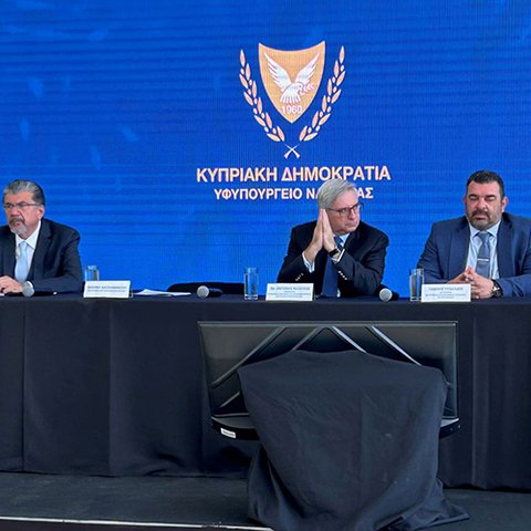 Aύξηση κατά 5,5% των υπό κυπριακή σημαία πλοίων ανακοίνωσε η Υφ. Ναυτιλίας