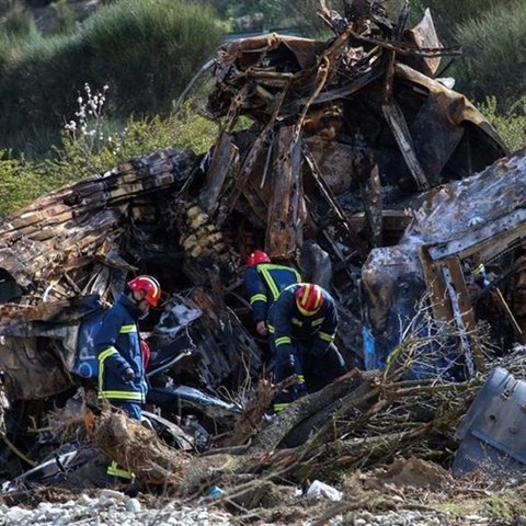 Ανατροπές, πισωγυρίσματα και λάθη στη διερεύνηση της τραγωδίας των Τεμπών