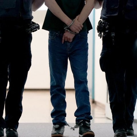 Κρατούσε σμίλα και προκαλούσε ανησυχία σε πολυκατοικία στο Καϊμακλί-Αφοπλίστηκε με συνδρομή διαπραγματευτών