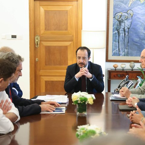 Ο ρόλος και η βιωσιμότητα των Κέντρων Αριστείας συζητήθηκαν στη συνάντηση με τον Πρόεδρο