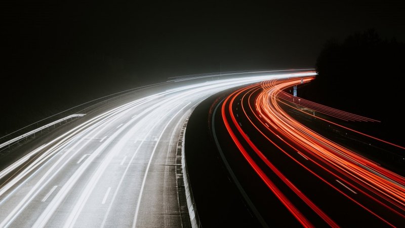 julian-hochgesang-3-y9vq8uoxk-unsplash