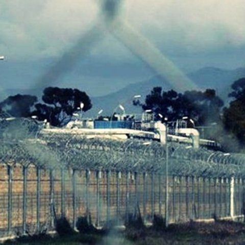 Ελεύθεροι και οι πέντε δεσμοφύλακες χωρίς να κατηγορηθούν-Δεν εξασφαλίστηκε μαρτυρία που να δικαιολογεί ανανέωση κράτησης