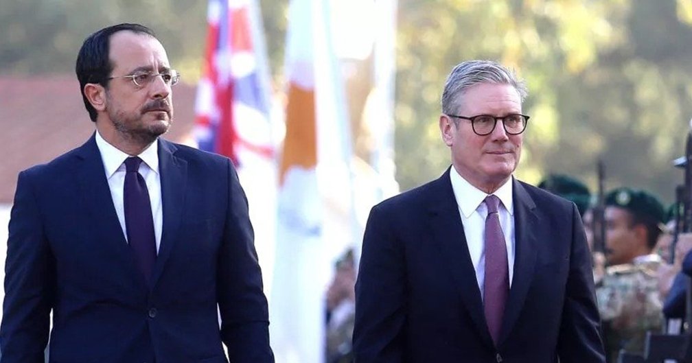 Iδιαίτερα σημαντική η συνάντηση Χριστοδουλίδη-Στάρμερ στο Λονδίνο
